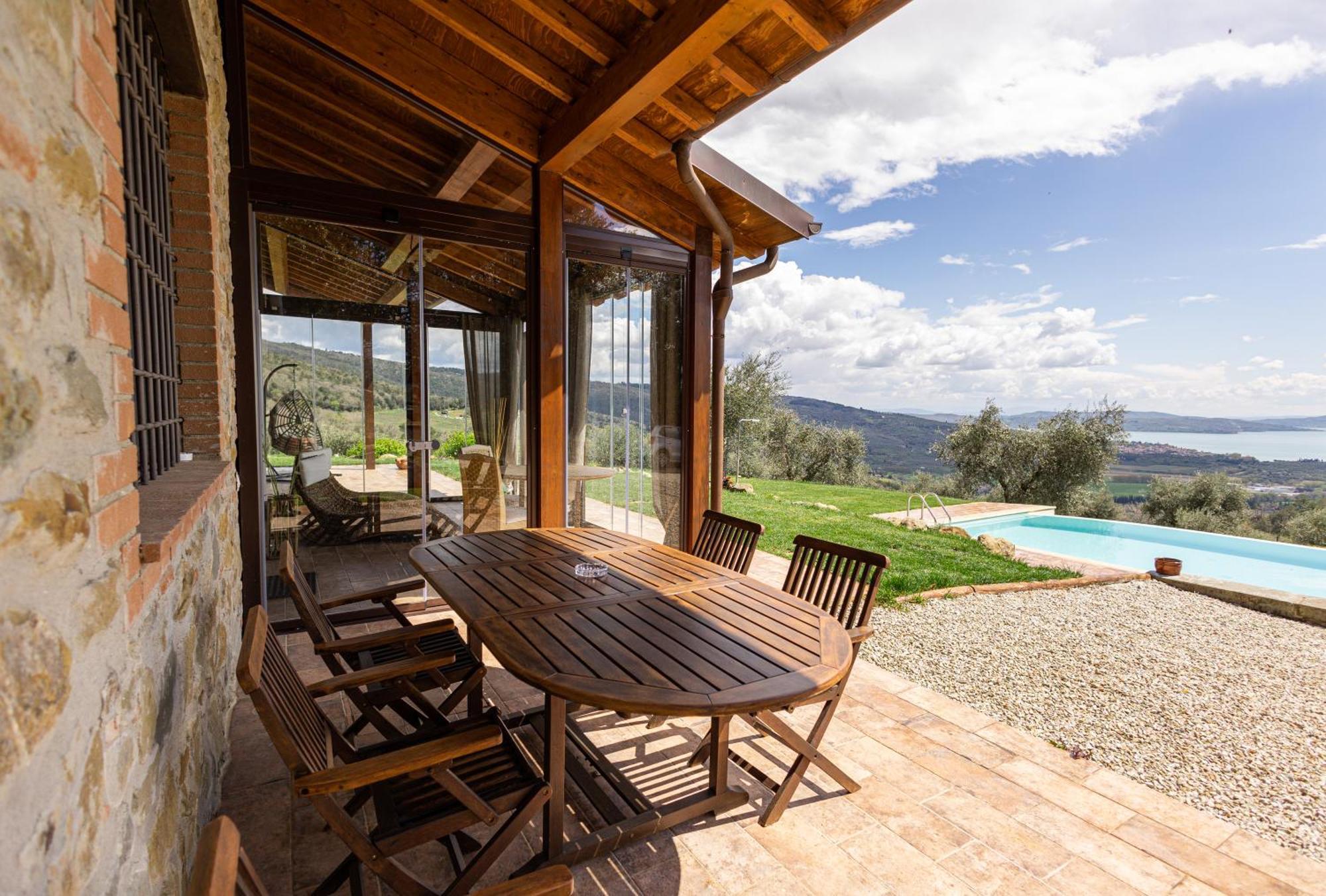 Di Colle In Colle - Country House With Private Pool トゥオーロ・スル・トラジメーノ エクステリア 写真